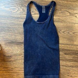 Bao Bei HUG: The Perfect Postpartum Tank M\L